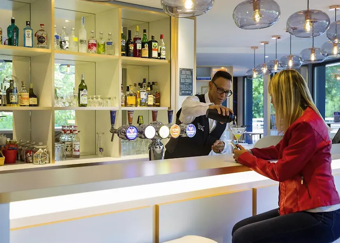 Hotel Ping Pong: Ibis Geneve Petit Lancy